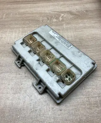 Chrysler Voyager Central body control module P04686921AL 04686921AL