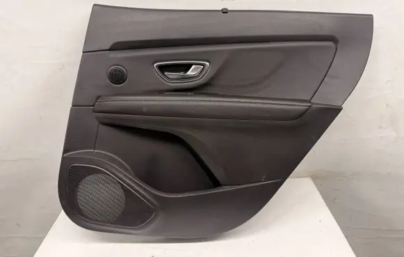 Renault Scenic IV - Grand scenic IV Coupe rear side trim panel GRSC4BOCZPT1 829A07295R