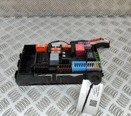 Mercedes-Benz E W213 Fuse module A2135400200