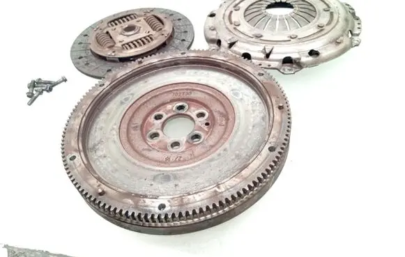 Volkswagen Golf VI Clutch set kit 702098