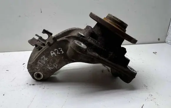 Volkswagen PASSAT B7 Front wheel hub