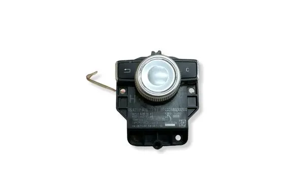 Mercedes-Benz E W212 Head unit multimedia control A2128701351