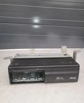 Jeep Grand Cherokee (WJ) CD/DVD changer P56042129AG