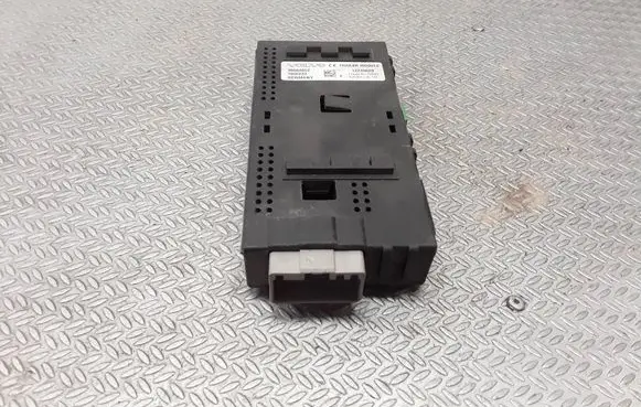 Volvo V70 Tow bar trailer control unit/module 30664652