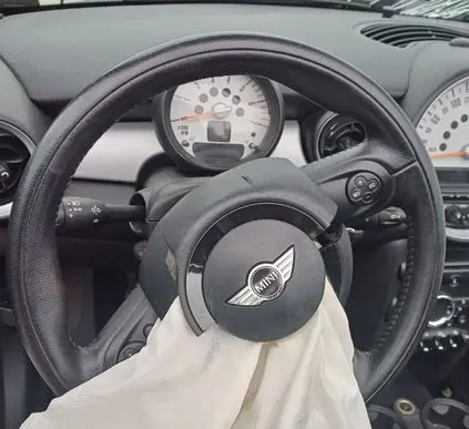 Mini One - Cooper Coupe R56 Steering wheel 146TYS