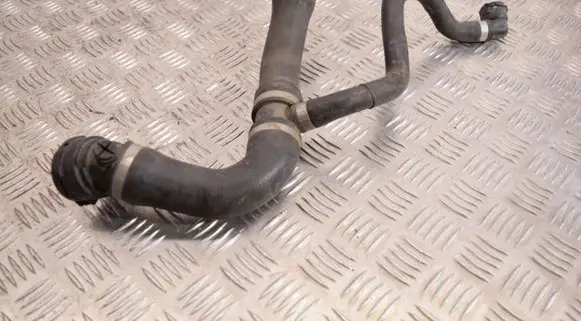 BMW 2 F22 F23 Engine coolant pipe/hose 7619256