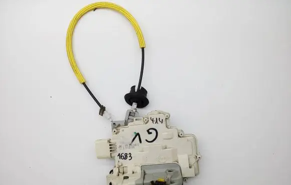 Audi A6 S6 C6 4F Rear door lock 4F0839015C