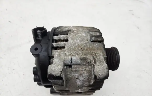 Peugeot 508 Generator/alternator 2614016A 9678048880