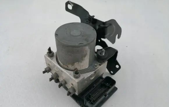 Fiat Scudo ABS Pump 87EJE73342802
