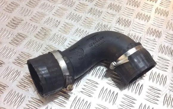 Volvo V70 Intercooler hose/pipe 30751920