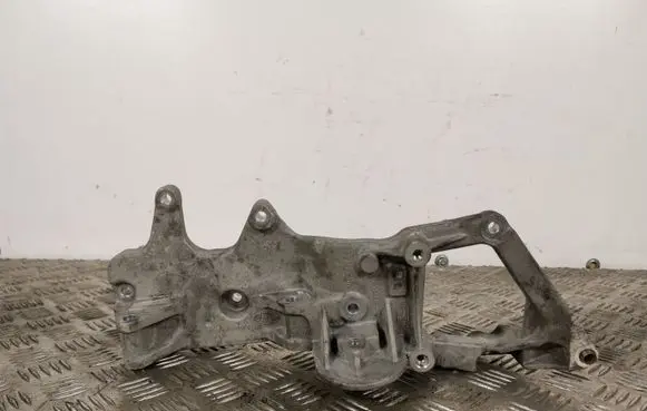 Land Rover Range Rover Evoque L538 Generator/alternator bracket BJ3210039AC