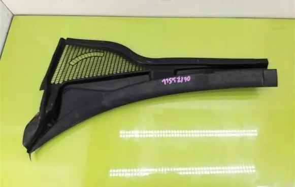 Skoda Yeti (5L) Wiper trim 5L1819415