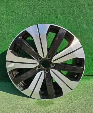 R19 alloy rim