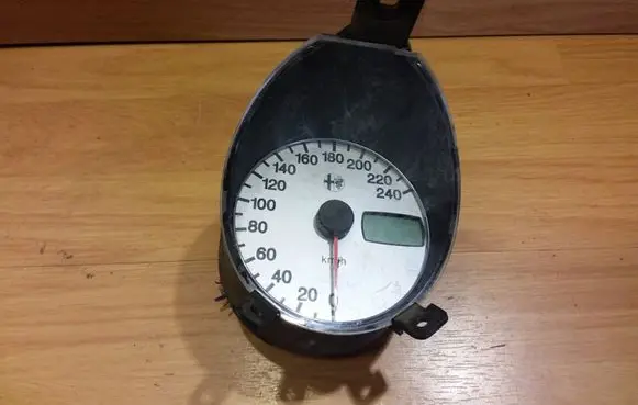 Alfa Romeo 156 Speedometer (instrument cluster) 60672662 6850840010A
