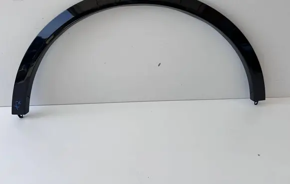 BMW X7 G07 Rear arch trim 7493021