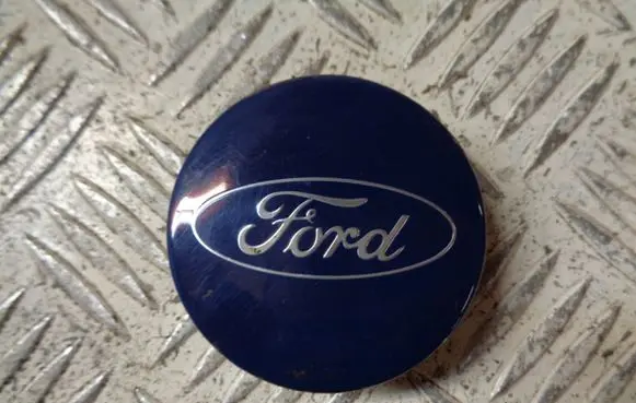 Ford Kuga I Original wheel cap 6M211003AA