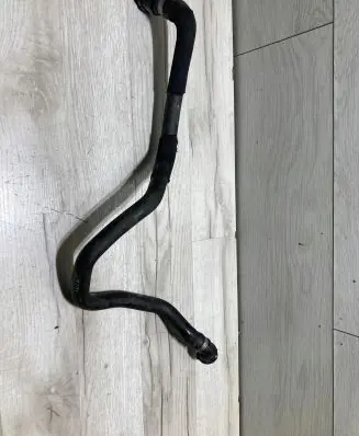 BMW 5 F10 F11 Engine coolant pipe/hose 7610709