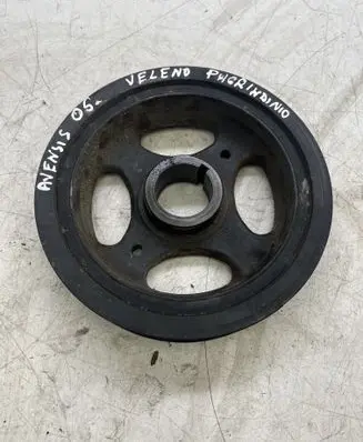 Toyota Avensis T250 Crankshaft pulley