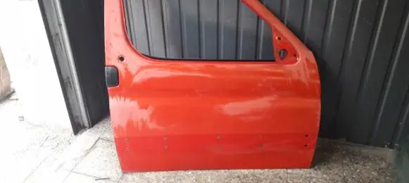Peugeot Partner Front door