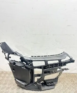Front bumper mounting bracket