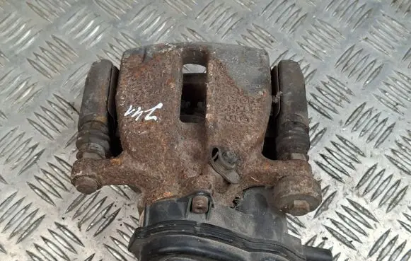 Rear brake caliper