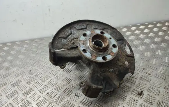 Skoda Octavia Mk3 (5E) Front wheel hub