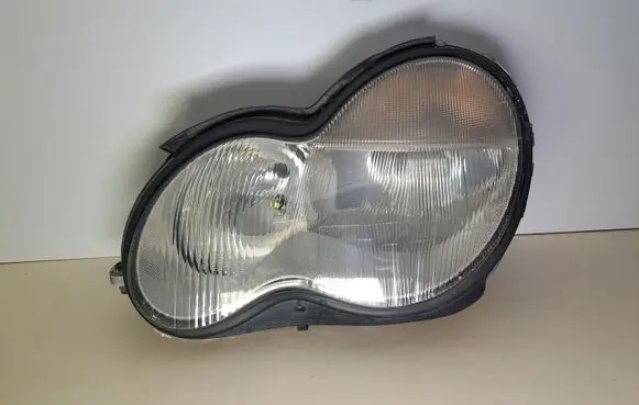 Mercedes-Benz C W203 Headlight/headlamp A2038200161 0301166201