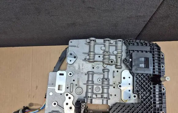 Audi A6 S6 C6 4F Transmission gearbox valve body 09L926156C 4F2910156J 0260550016