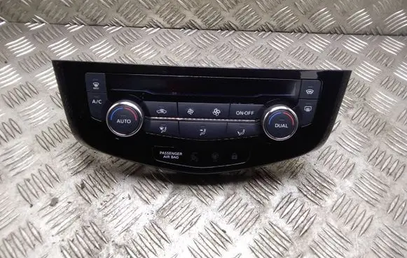 Nissan Qashqai Climate control unit 275004EA1A