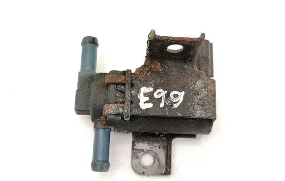 Vacuum valve
