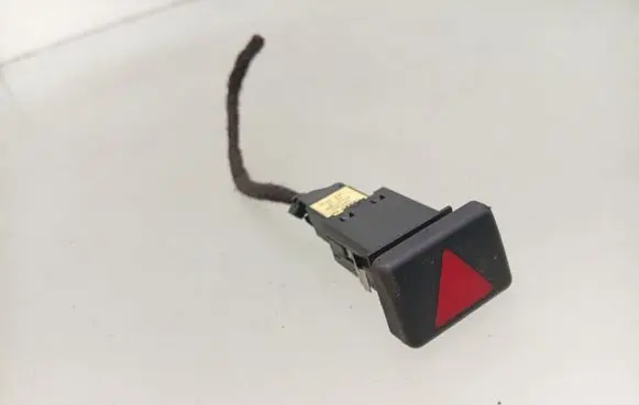 Audi A4 S4 B7 8E 8H Hazard light switch 8E0941509