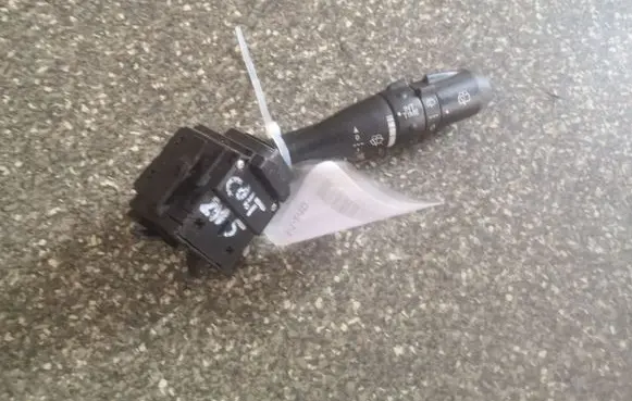 Mitsubishi Colt Wiper control stalk