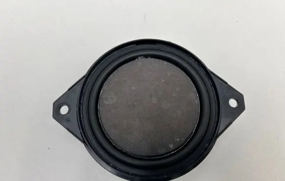 Audi Q3 F3 Panel speaker 83A035416 20201203 20W40