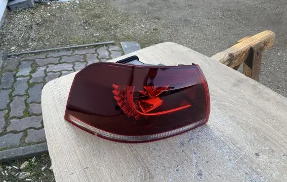 Volkswagen Golf VIII Rear/tail lights 5K7945207A