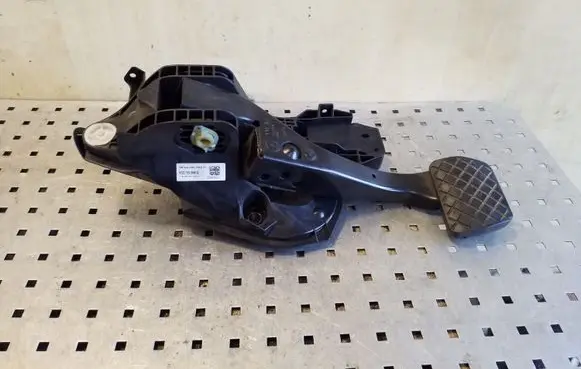 Skoda Octavia Mk3 (5E) Brake pedal 5Q2723058Q