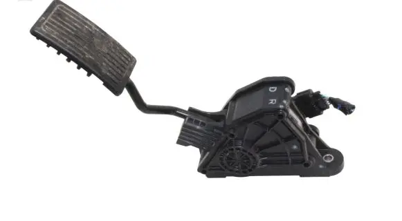Honda CR-V Accelerator throttle pedal JM14B