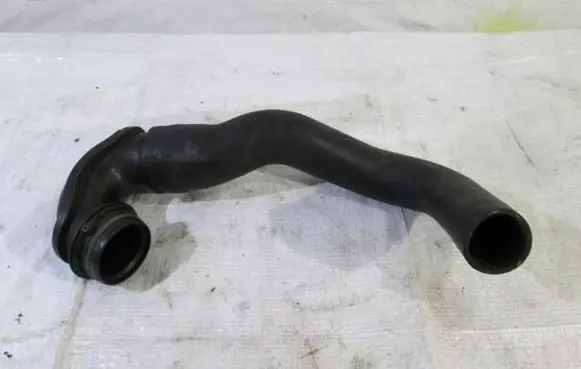 Opel Insignia A Intercooler hose/pipe 