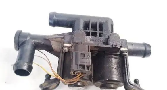 BMW 5 GT F07 Coolant heater control valve 6411931034901