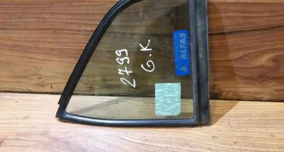 Mitsubishi Carisma Rear vent window glass 