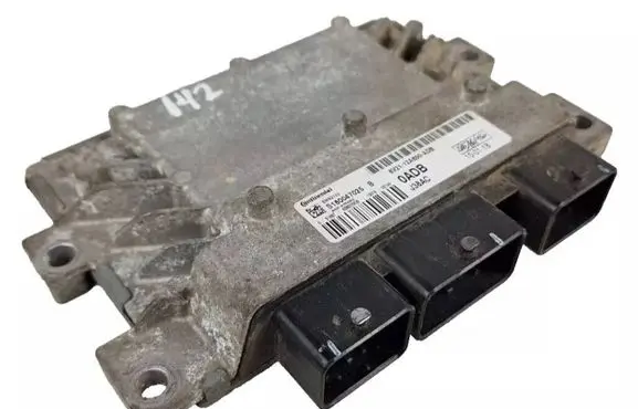 Ford Fiesta Engine control unit/module 8V2112A650ADB