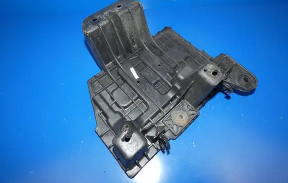 Hyundai ix35 Battery bracket 37150-2S200