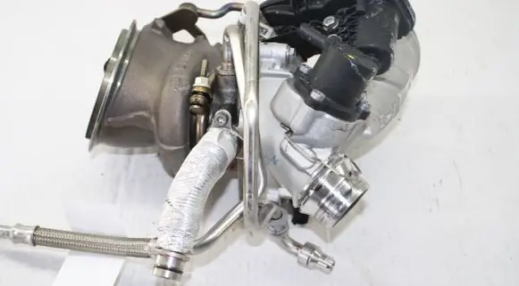 BMW X1 U11 Turbo 8489597