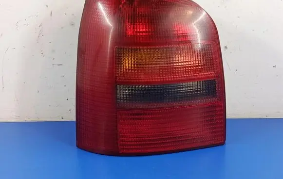 Audi A4 S4 B5 8D Rear/tail lights 8D9945095A
