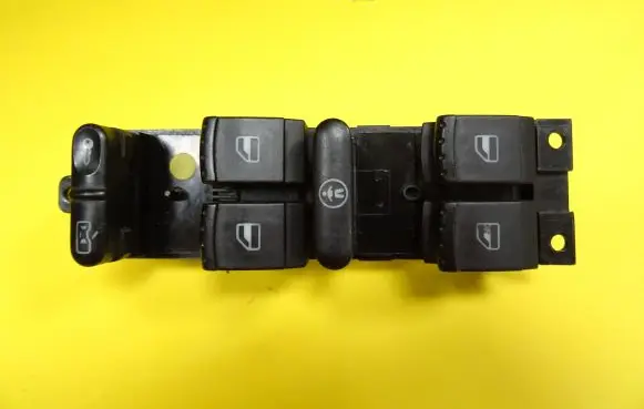 Volkswagen PASSAT B5.5 Electric window control switch 1J4959857B