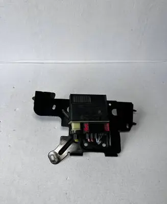 Peugeot 508 II Glow plug pre-heat relay 9662570880