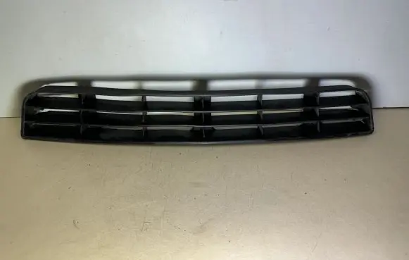 Audi A6 S6 C4 4A Front bumper lower grill 4A0807683A 4A0807683