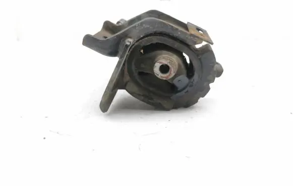 Toyota Avensis T250 Engine mount bracket