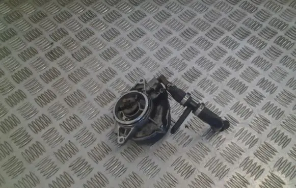 Audi A4 S4 B7 8E 8H Vacuum pump 059145100E