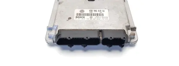 Volkswagen PASSAT B5 Engine control unit/module 038906018GA