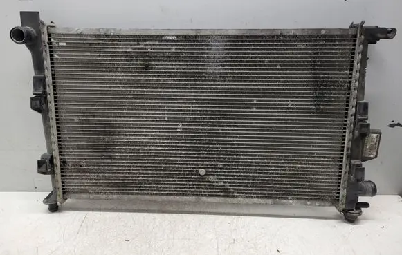 Mercedes-Benz A W168 Coolant radiator A1685001702